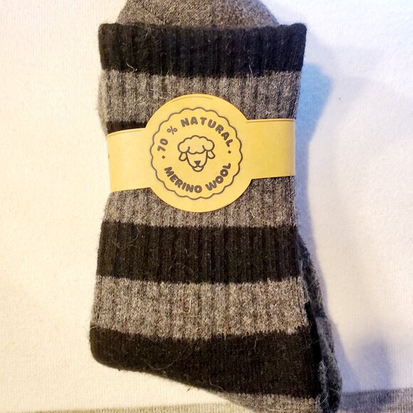 70% Merino wool socks - Picture 1 of 2